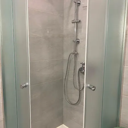 Cozy 1br In *