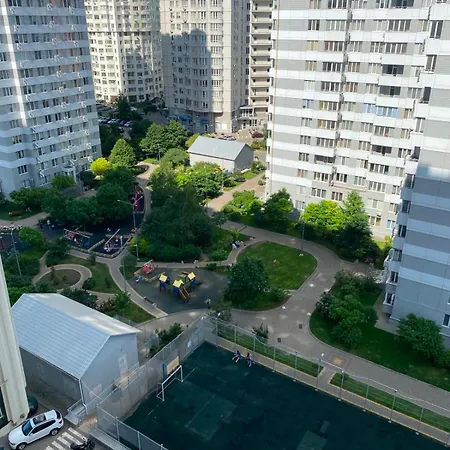 Cozy 1br In Apartment Odesa
